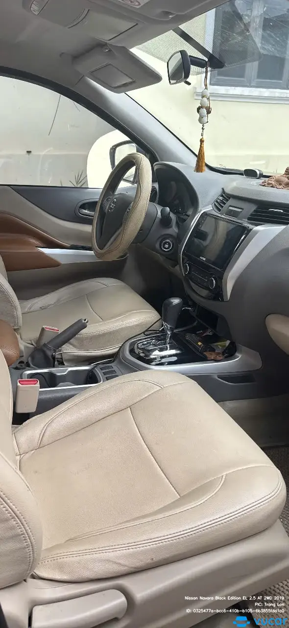 Nissan Navara Black Edition EL 2.5 AT 2WD 2019 - Nội thất 1