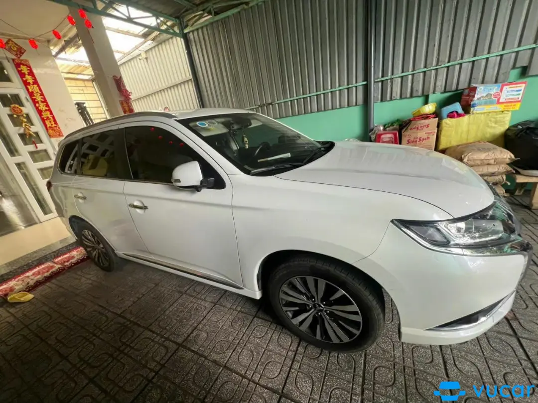 Mitsubishi Outlander 2.0 CVT 2023 - Ngoại thất 4