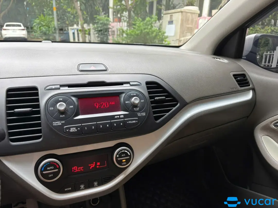 Kia Picanto S 1.25 AT 2012 - Nội thất 5