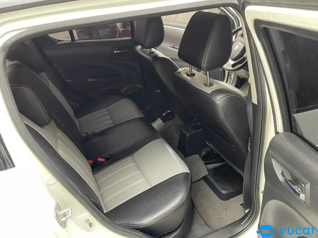 suzuki Swift 2015 - Nội thất 13