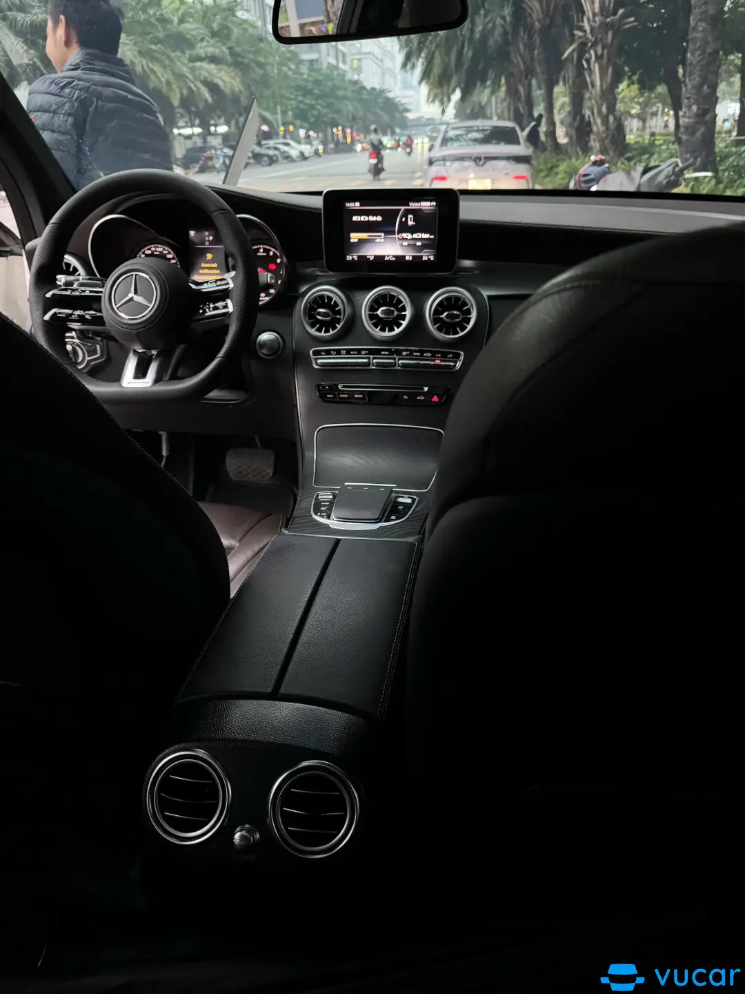 Mercedes Glc 300 4Matic 2017 - Nội thất 2