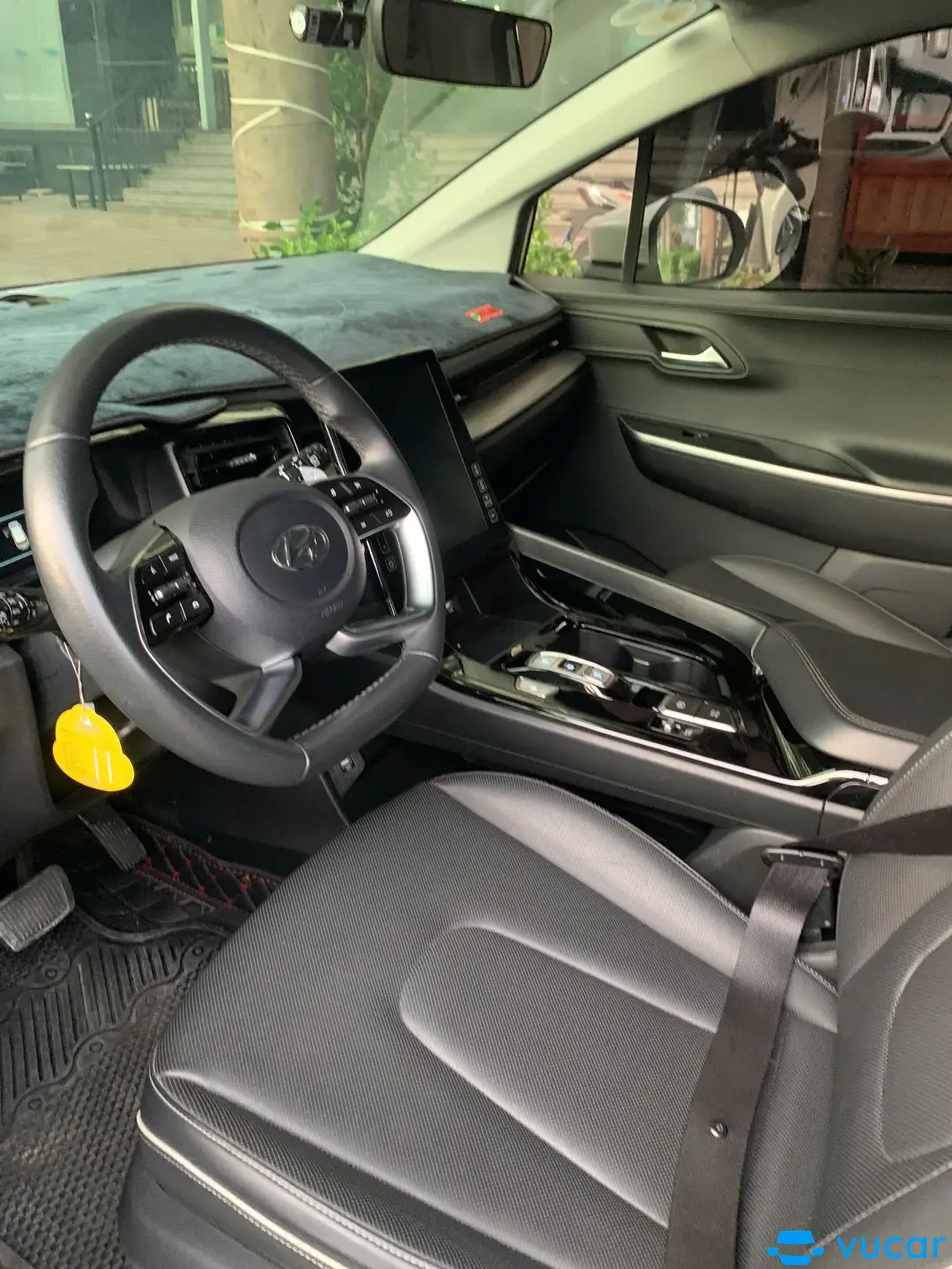 Hyundai Custin Tiêu chuẩn 2024 - Nội thất 5