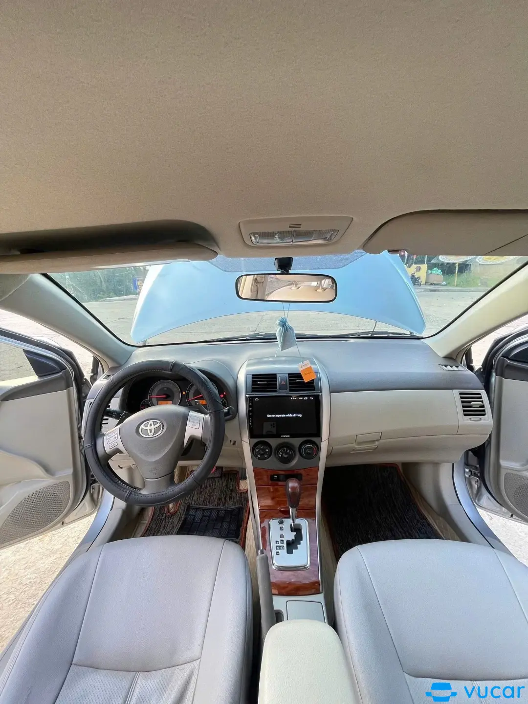Toyota Altis Phiên bản cao cấp AT 2010  - Nội thất 2