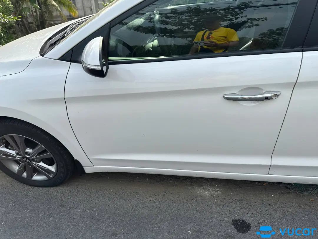 Elantra 1.6 AT 2018 - Ngoại thất 9