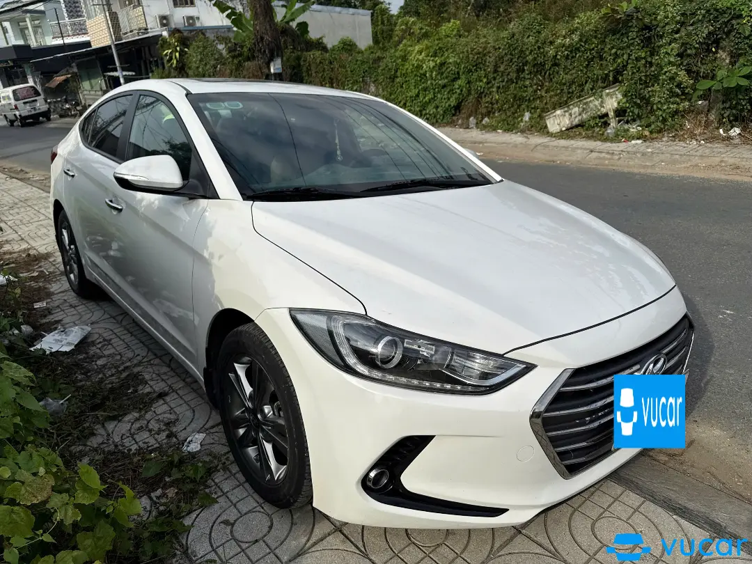 Elantra 1.6 AT 2018 - Ngoại thất 5