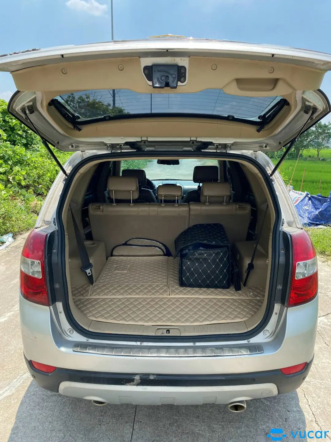 Chevrolet Captiva LS 2.4 MT 2007 - Nội thất 2