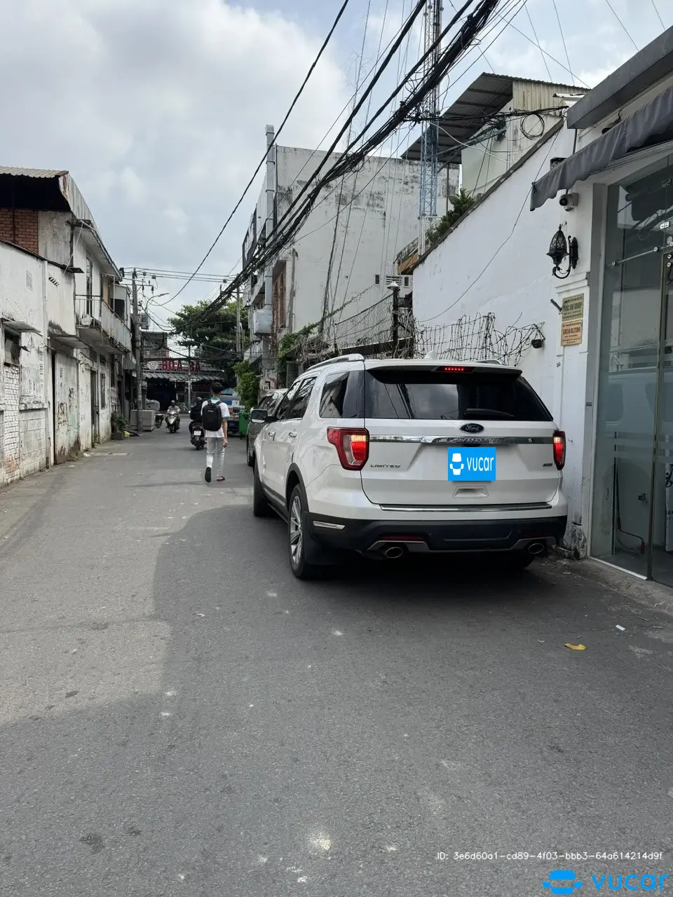 Ford Explorer  2017 - Ngoại thất 3