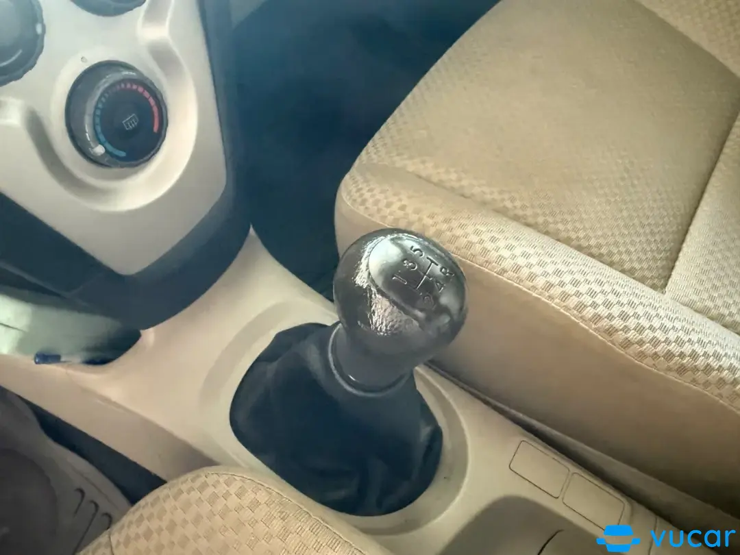 Toyota Vios 1.5 MT 2008 - Nội thất 5