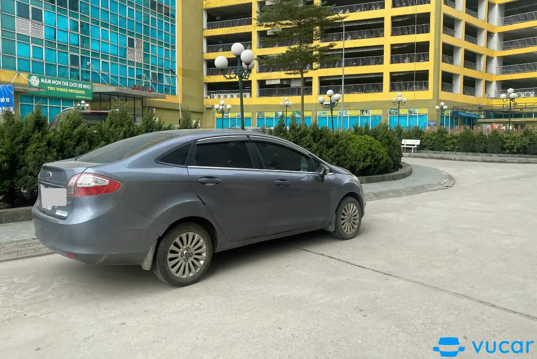 Ford Fiesta 1.6 AT 2011 - Ngoại thất 3