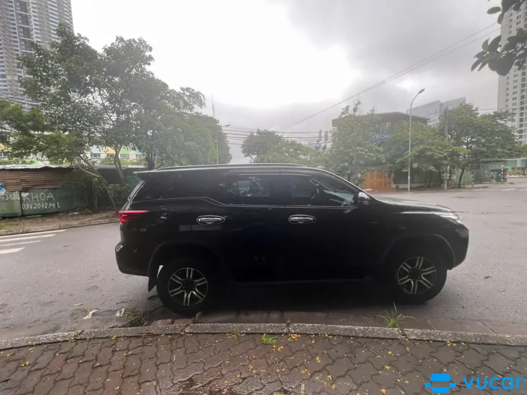 Ảnh xe Toyota Fortuner 2.4G 4x2 MT 2019