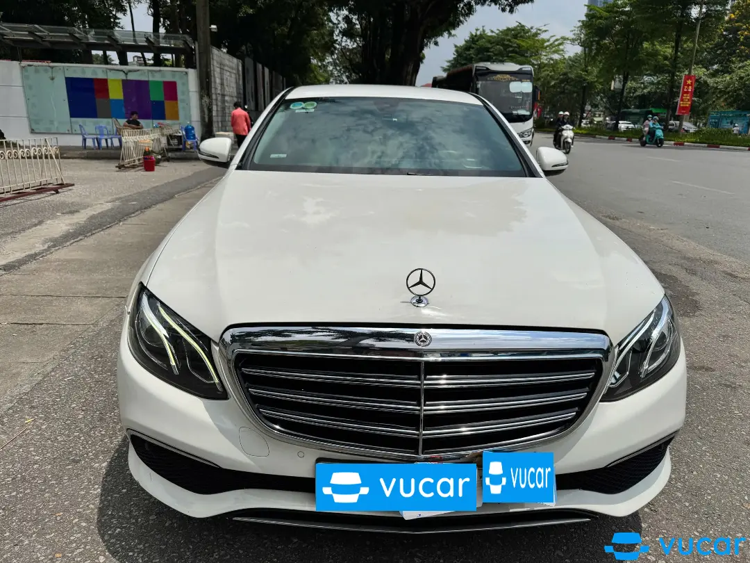 Mercedes E class E200 2018 - Ngoại thất 5