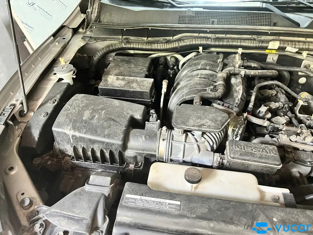 Nissan Terra V 2.5 AT 4WD 2019 - Khoang động cơ 9