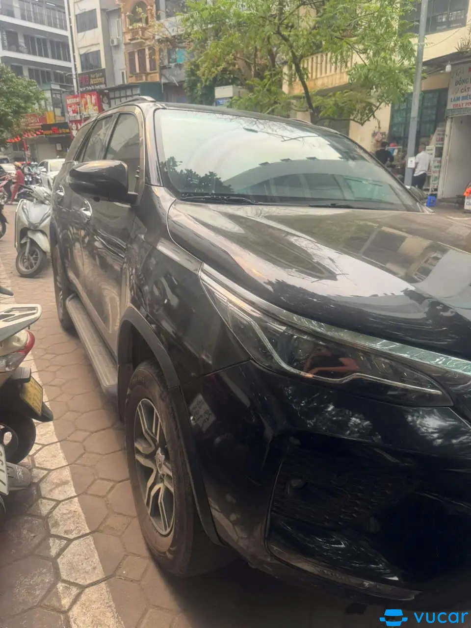 Toyota Fortuner 2.4L 4x2 AT 2022 - Ngoại thất 6