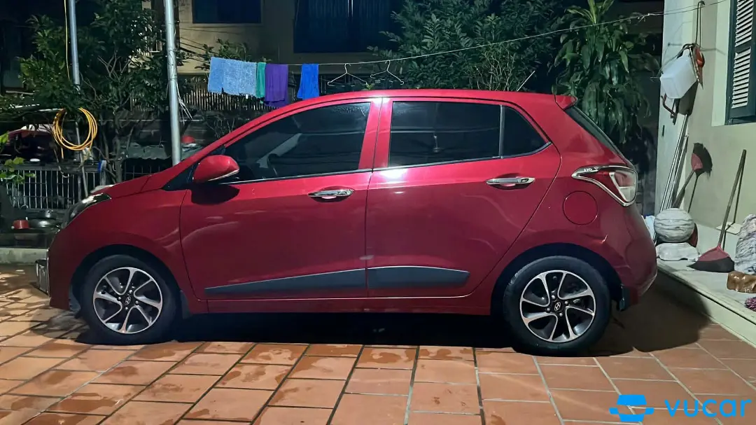 Ảnh xe I10 hatbk 1.2 at 2020