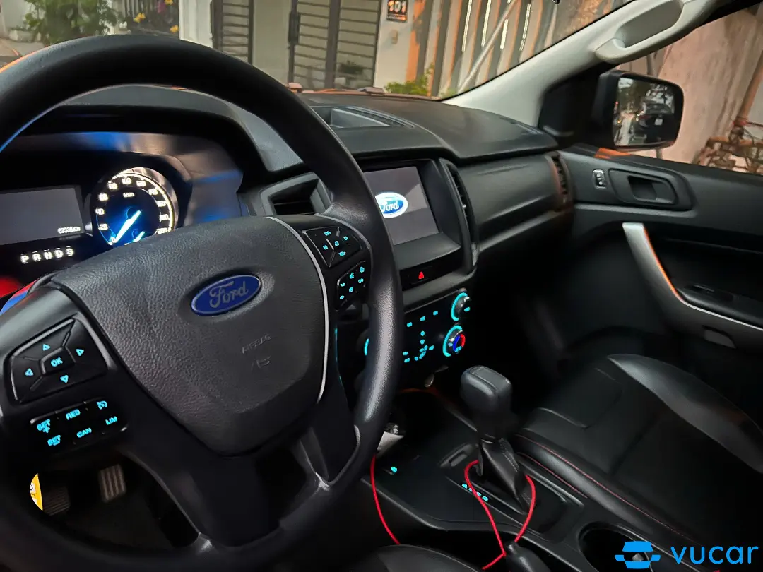 Ford Ranger XLS 2.2L 4x2 AT 2021 - Nội thất 3