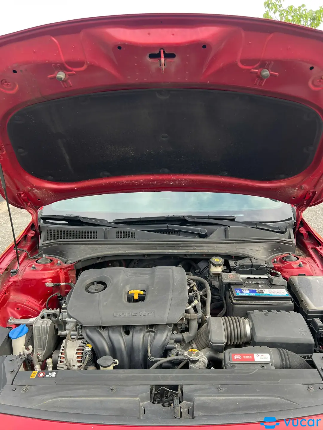 Kia Cerato 2.0 AT Premium 2020 - Khoang động cơ 1