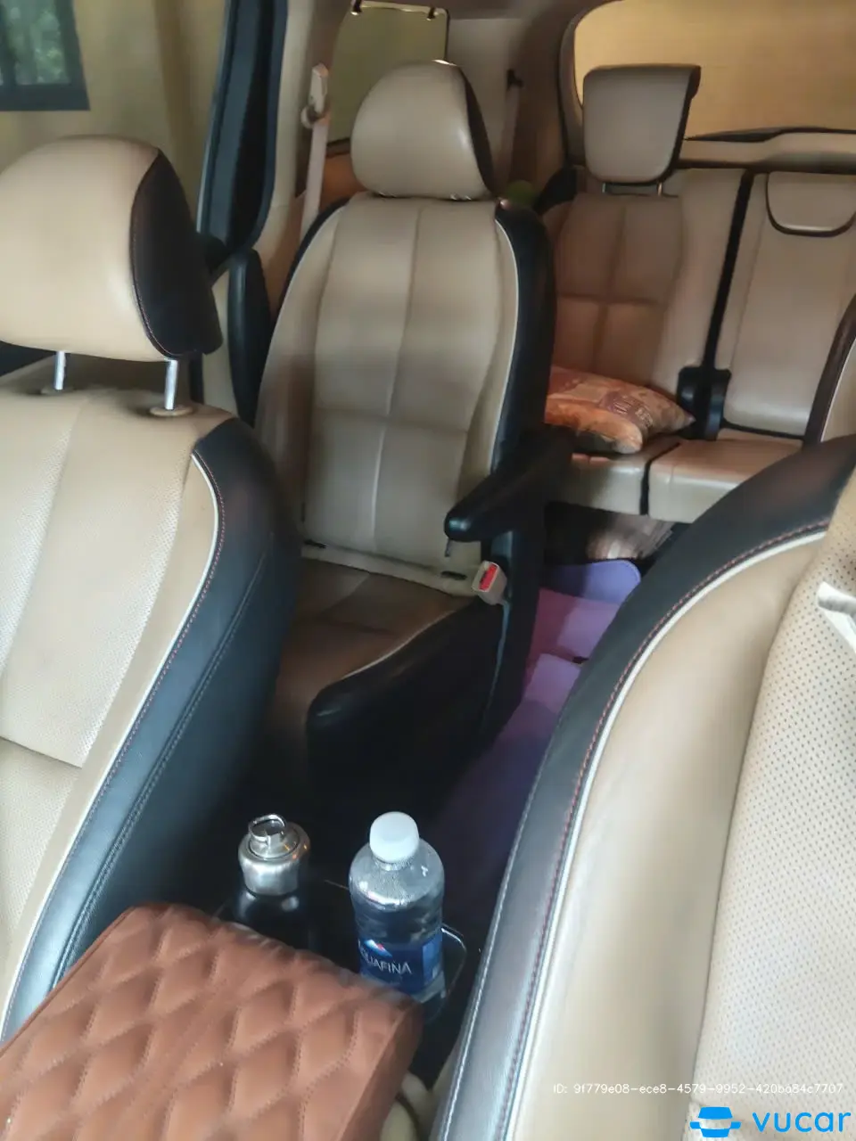 Kia Sedona Cao cấp, máy dầu 2016 - Nội thất 3