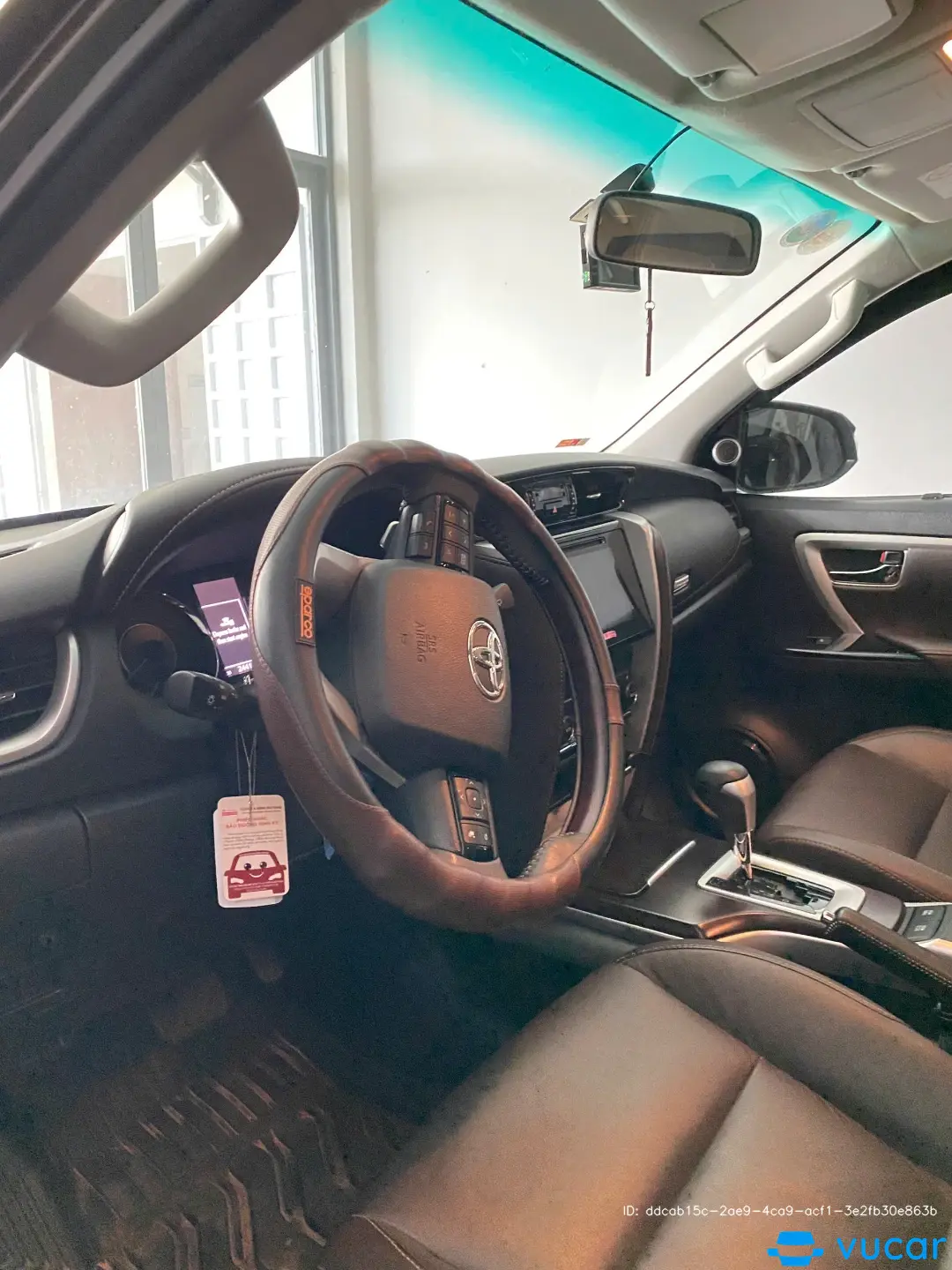 Toyota Fortuner 2.7G 4x2 AT 2019 - Nội thất 3