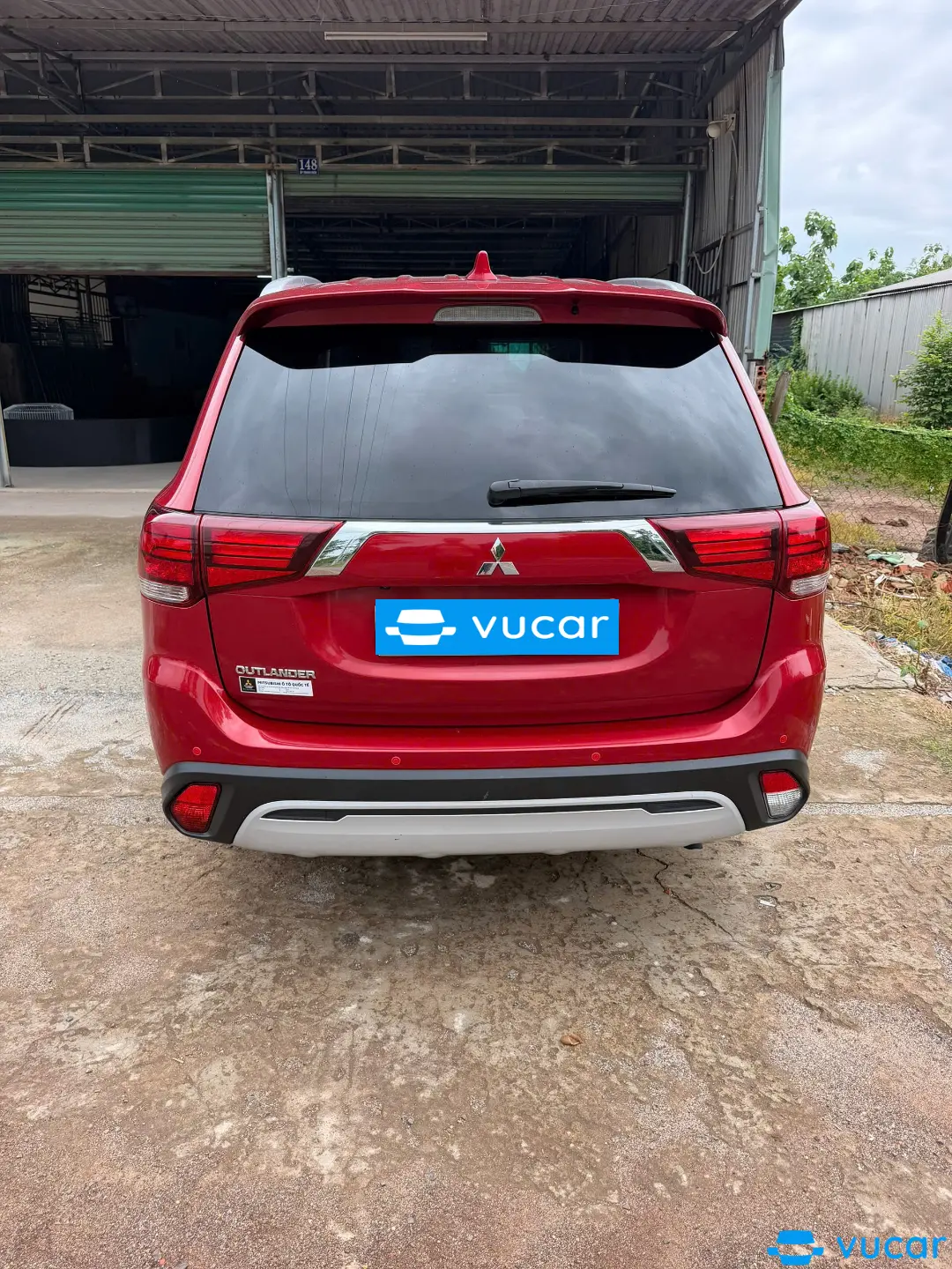 MITSUBISHI OUTLANDER 2.0 CVT 2021 - Ngoại thất 4