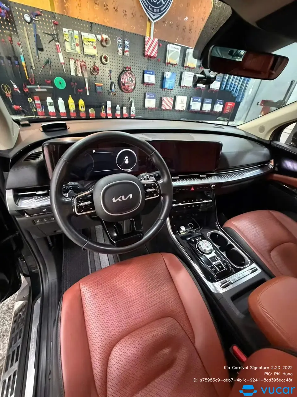 Kia Carnival Signature 2.2D 2022 - Nội thất 1