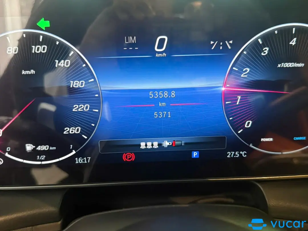 Mercedes Glc 300 4Matic 2023 5000km - Nội thất 10