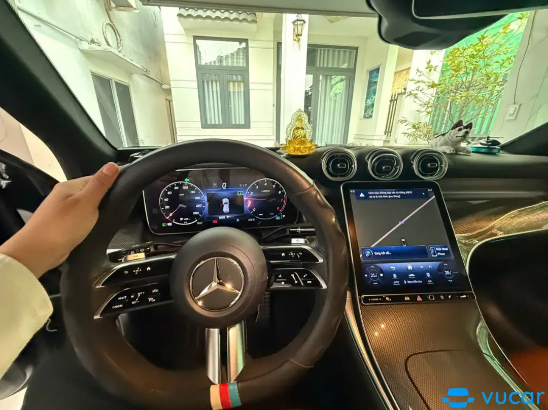 Mercedes Glc 300 4Matic 2023 5000km - Nội thất 9