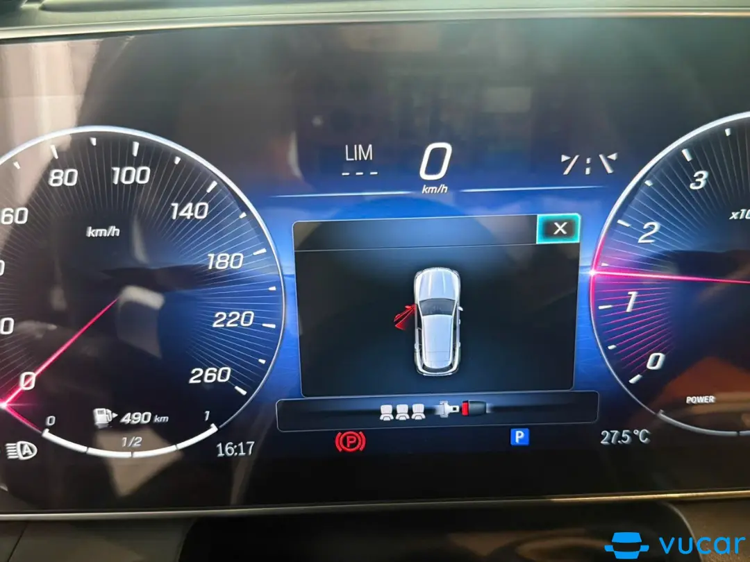 Mercedes Glc 300 4Matic 2023 5000km - Nội thất 23