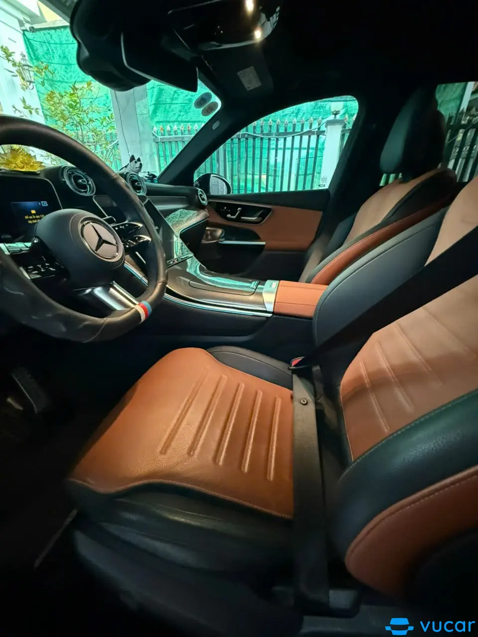 Mercedes Glc 300 4Matic 2023 5000km - Nội thất 12