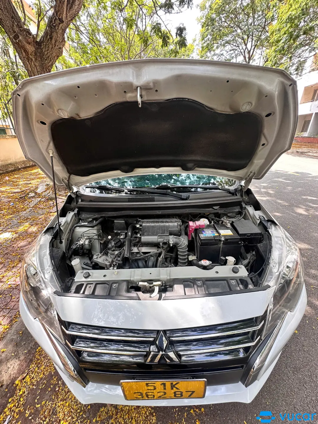 Mitsubishi Attrage 1.2 MT 2022 - Khoang động cơ 1