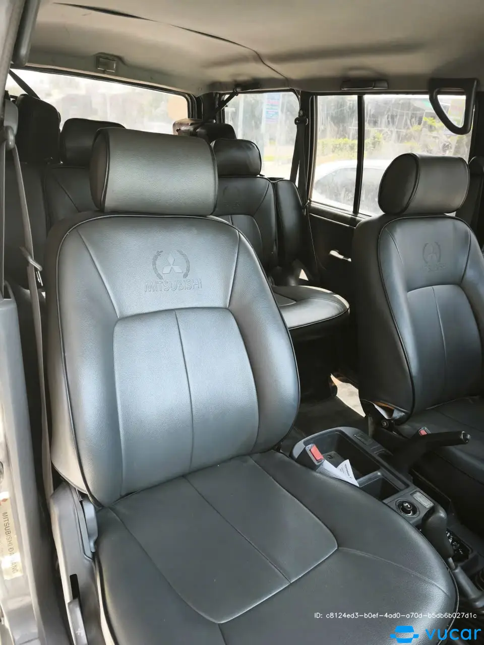 Mitsubishi Pajero 2.4 2001 - Nội thất 4