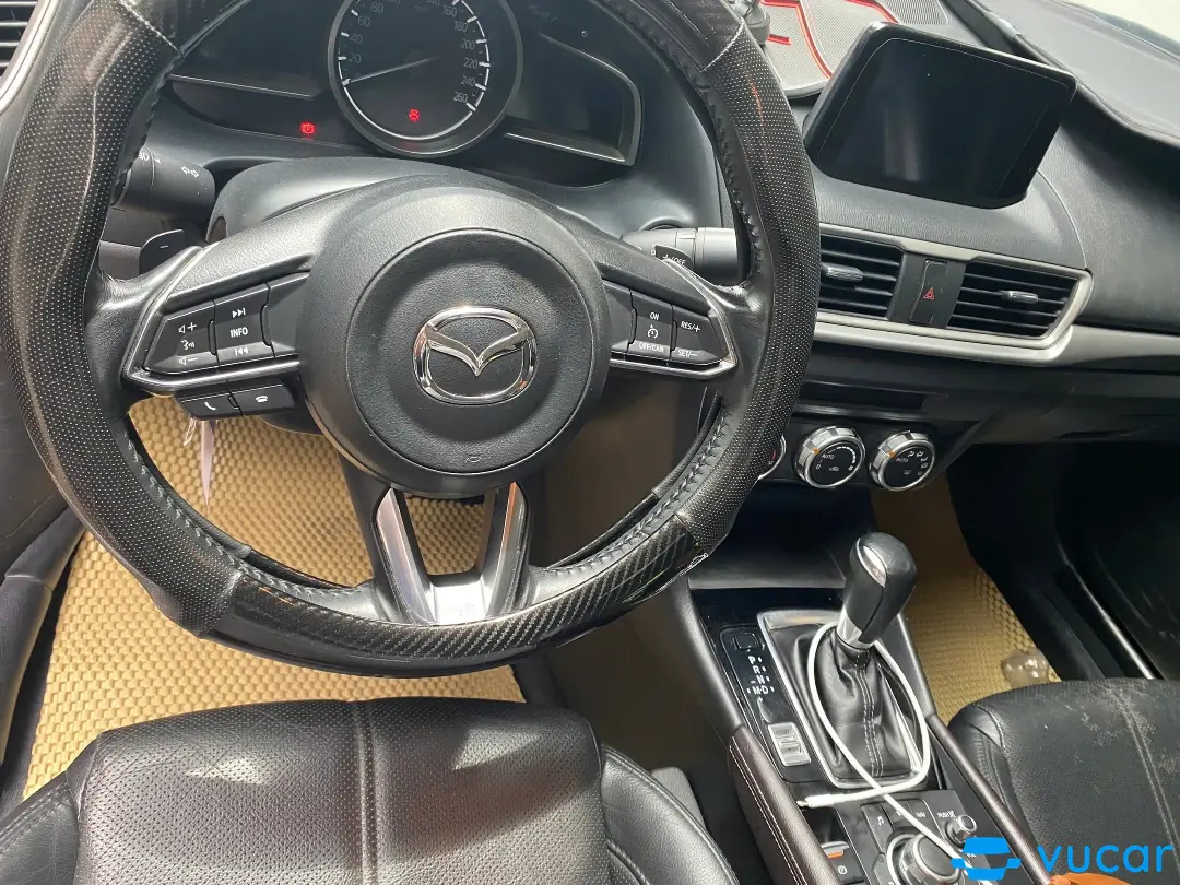 Mazda 3 1.5AT 2018 - Nội thất 4