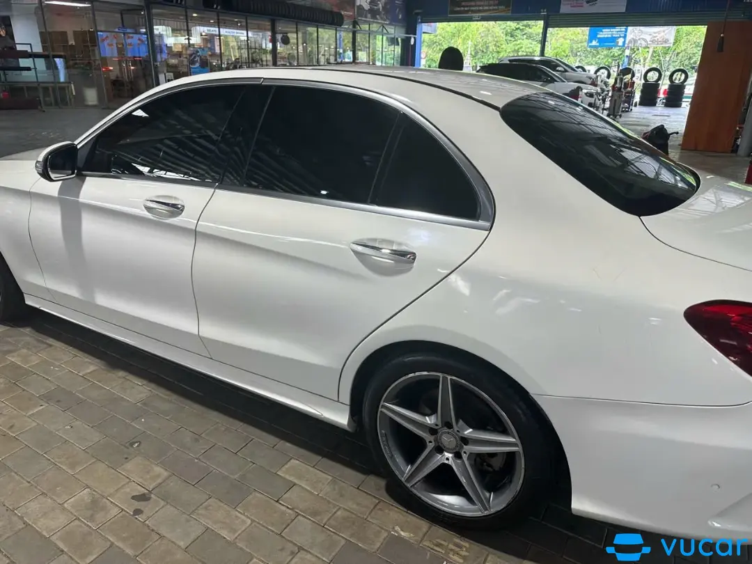 Ảnh xe C250 amg merc 2015 trắng - ảnh 6