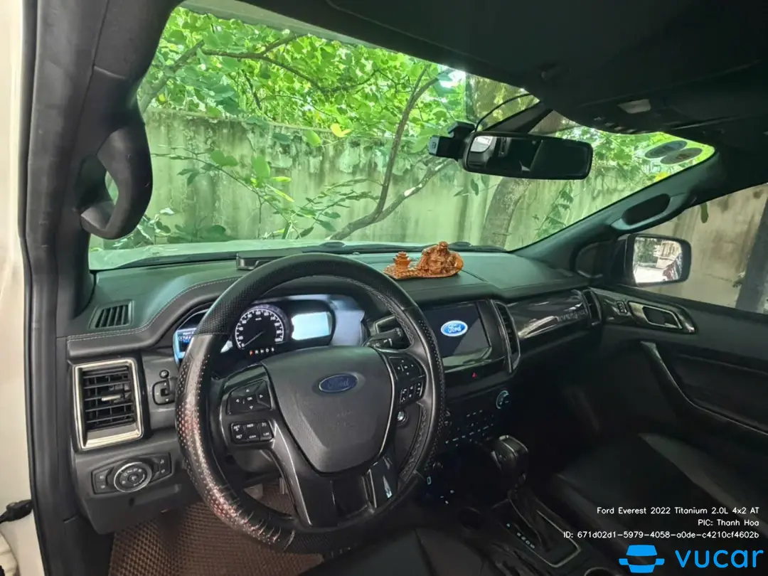 Ford Everest 2022 Titanium 2.0L 4x2 AT - Nội thất 10