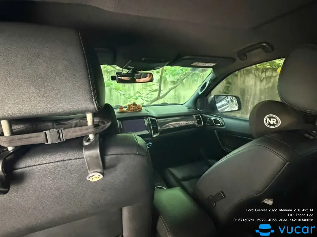 Ford Everest 2022 Titanium 2.0L 4x2 AT - Nội thất 14