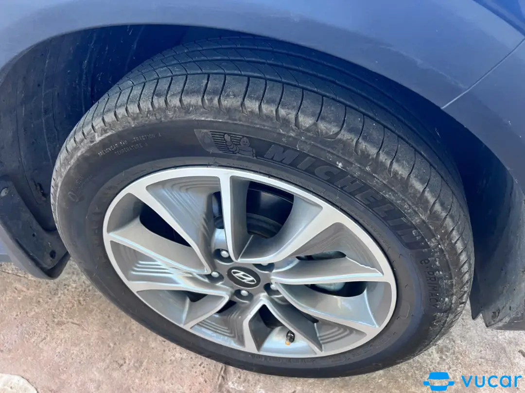 Huydai tucson CRDi 2019 - Ngoại thất 8