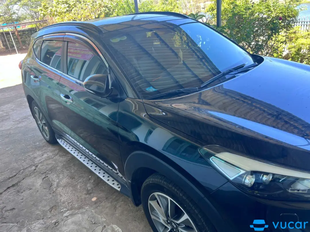 Huydai tucson CRDi 2019 - Ngoại thất 9