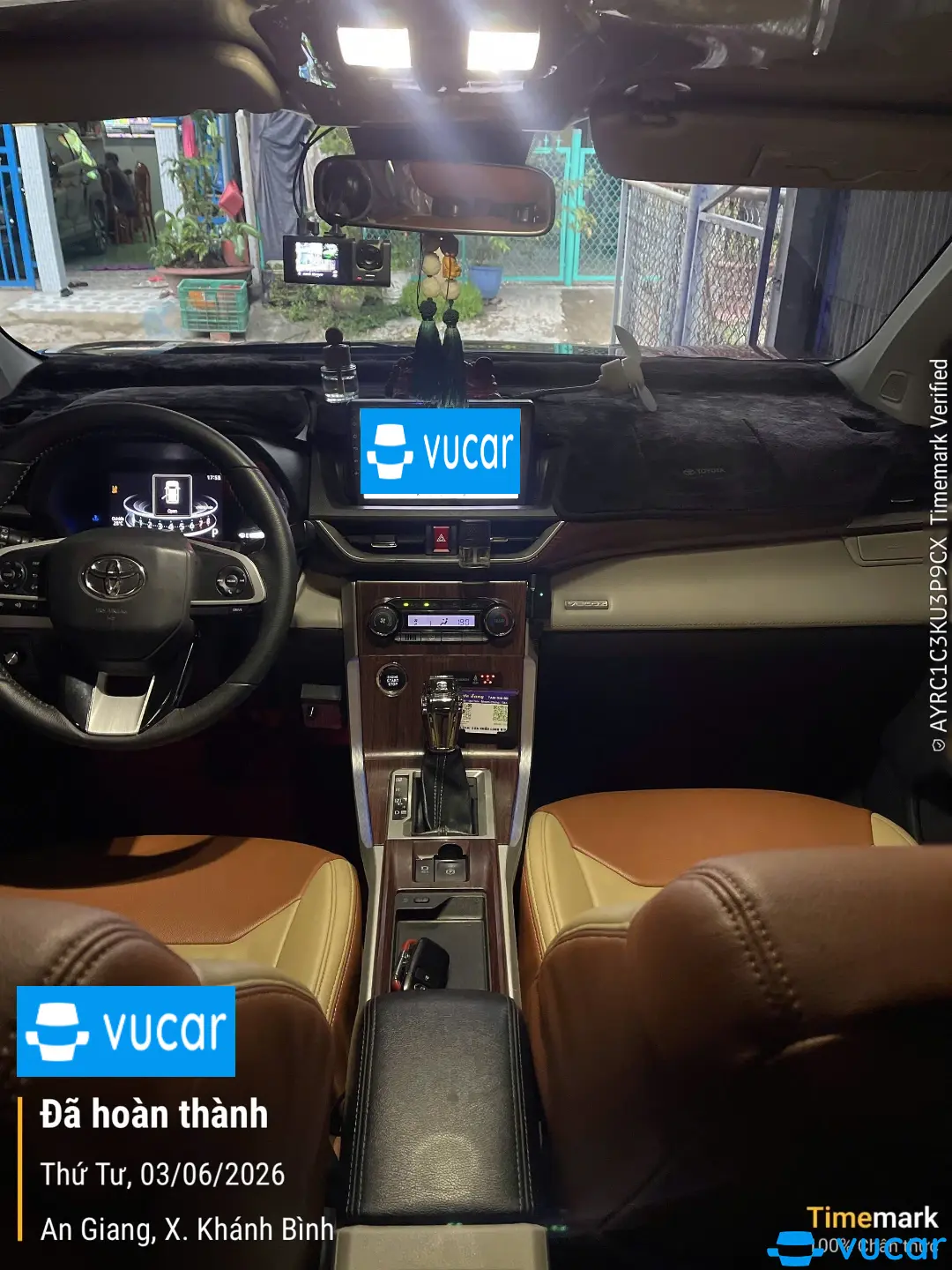 Toyota Veloz Cross Top 1.5 CVT 2022 - Nội thất 3