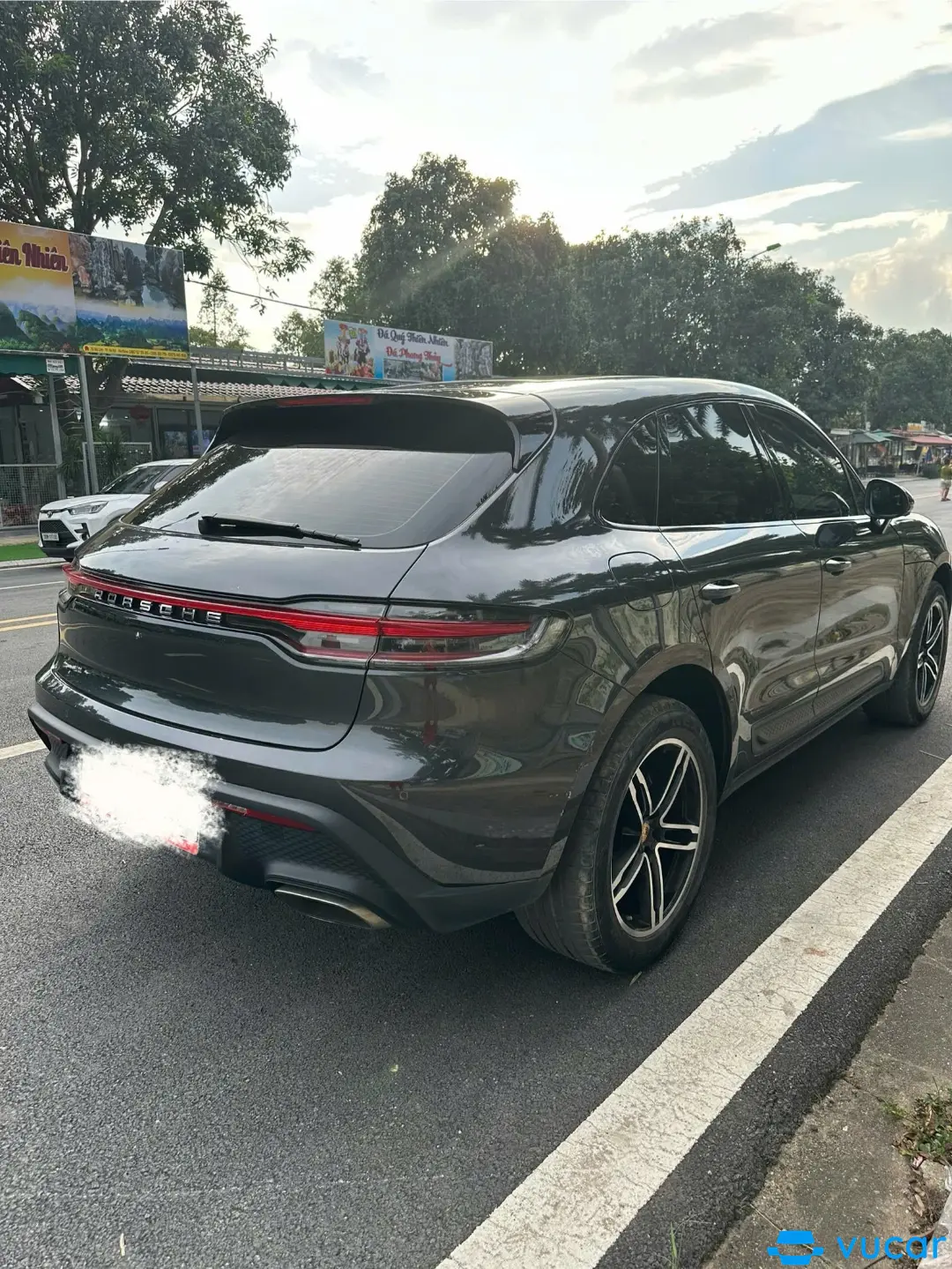 Poscher - Ngoại thất 3