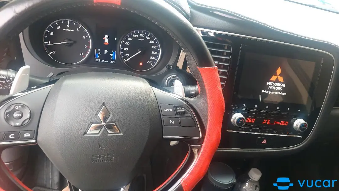 Mitsubishi Outlander 2.0CVT 2024 - Nội thất 1