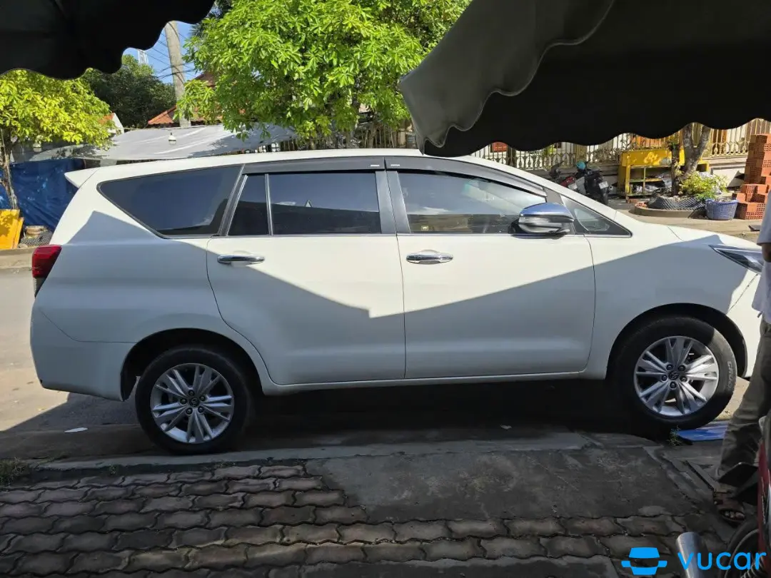 Toyota Innova 2016 2.0V - Ngoại thất 3