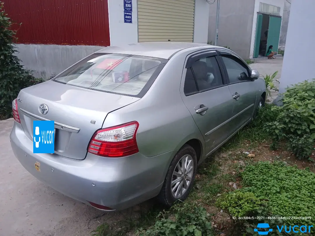 Toyota Vios 1.5E 2011 - Ngoại thất 1