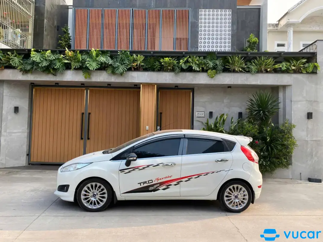 Ford fiesta ecoboot  AT 2015 - Ngoại thất 9