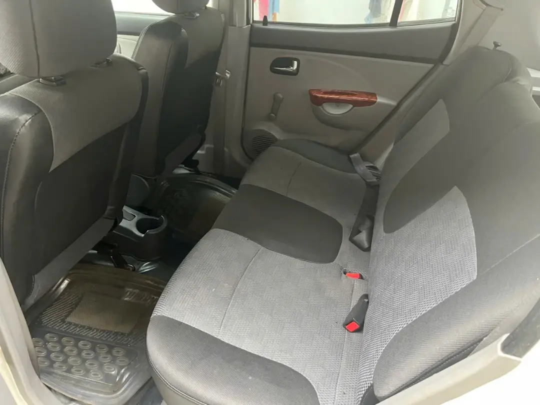 Kia Morning LX 1.0 AT 2008 - Nội thất 8