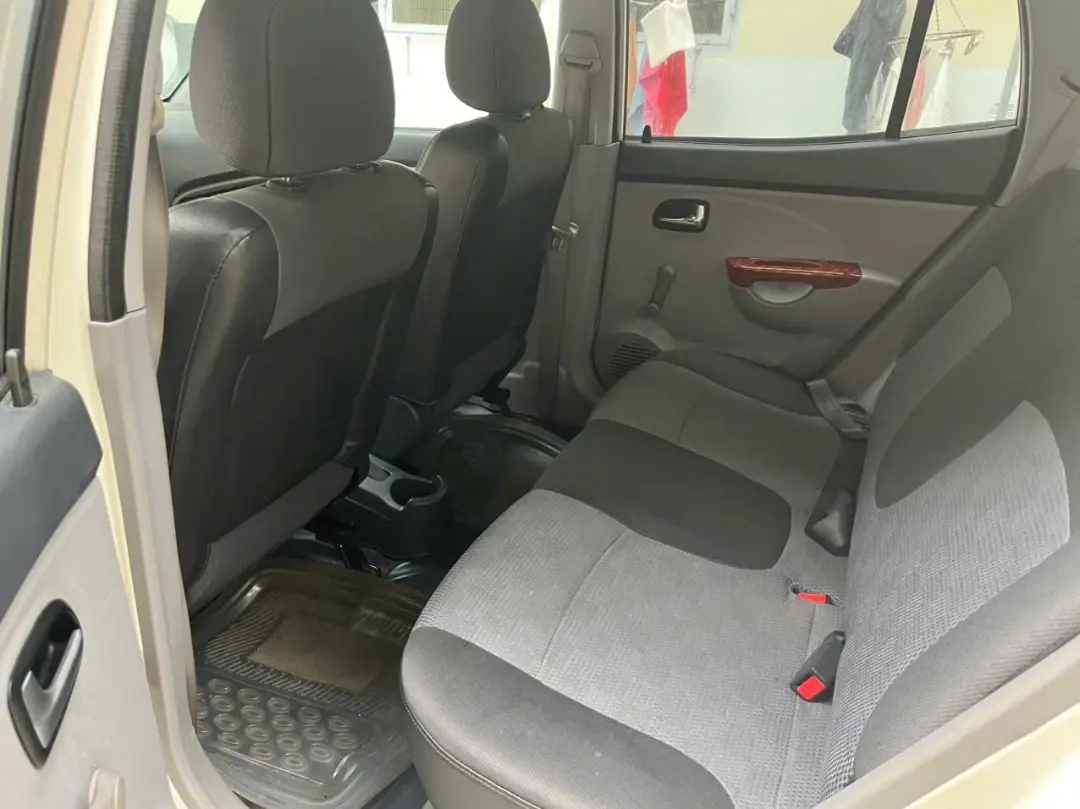 Kia Morning LX 1.0 AT 2008 - Nội thất 9