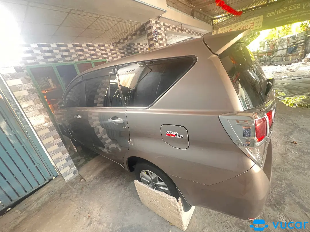 Toyota Innova 2.0E 2017 - Ngoại thất 3
