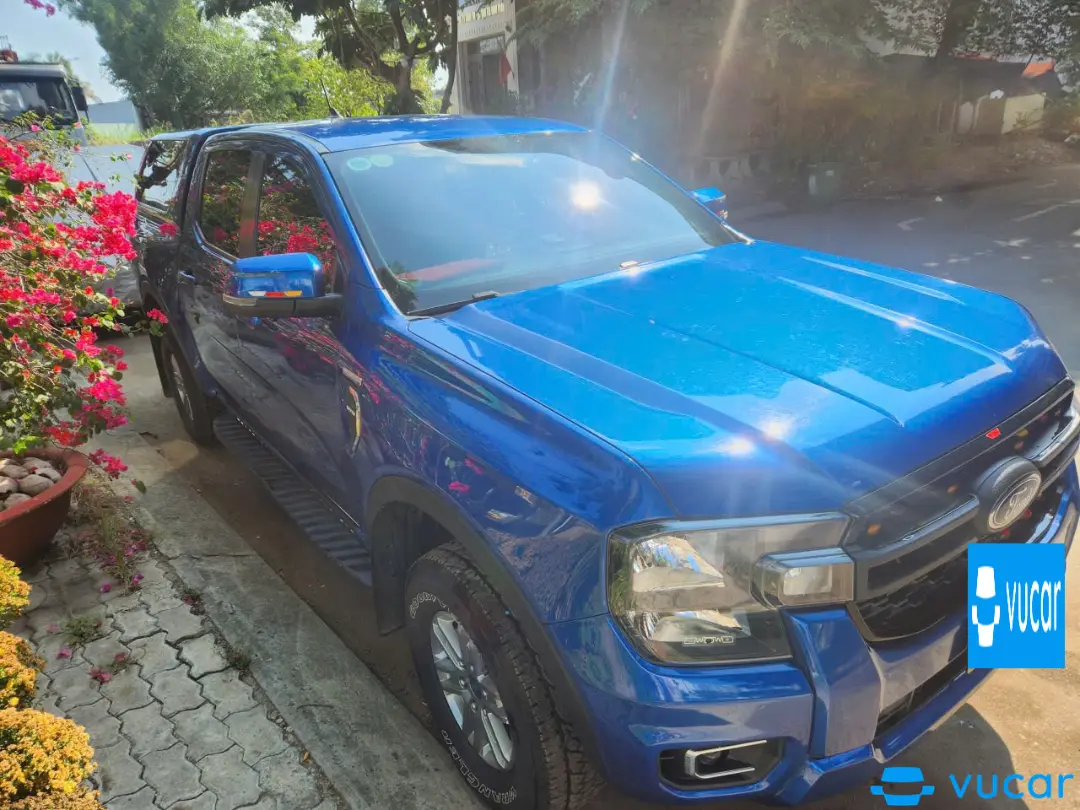 Ảnh xe Ford Ranger XLS 2.0L 4x4 AT 2023