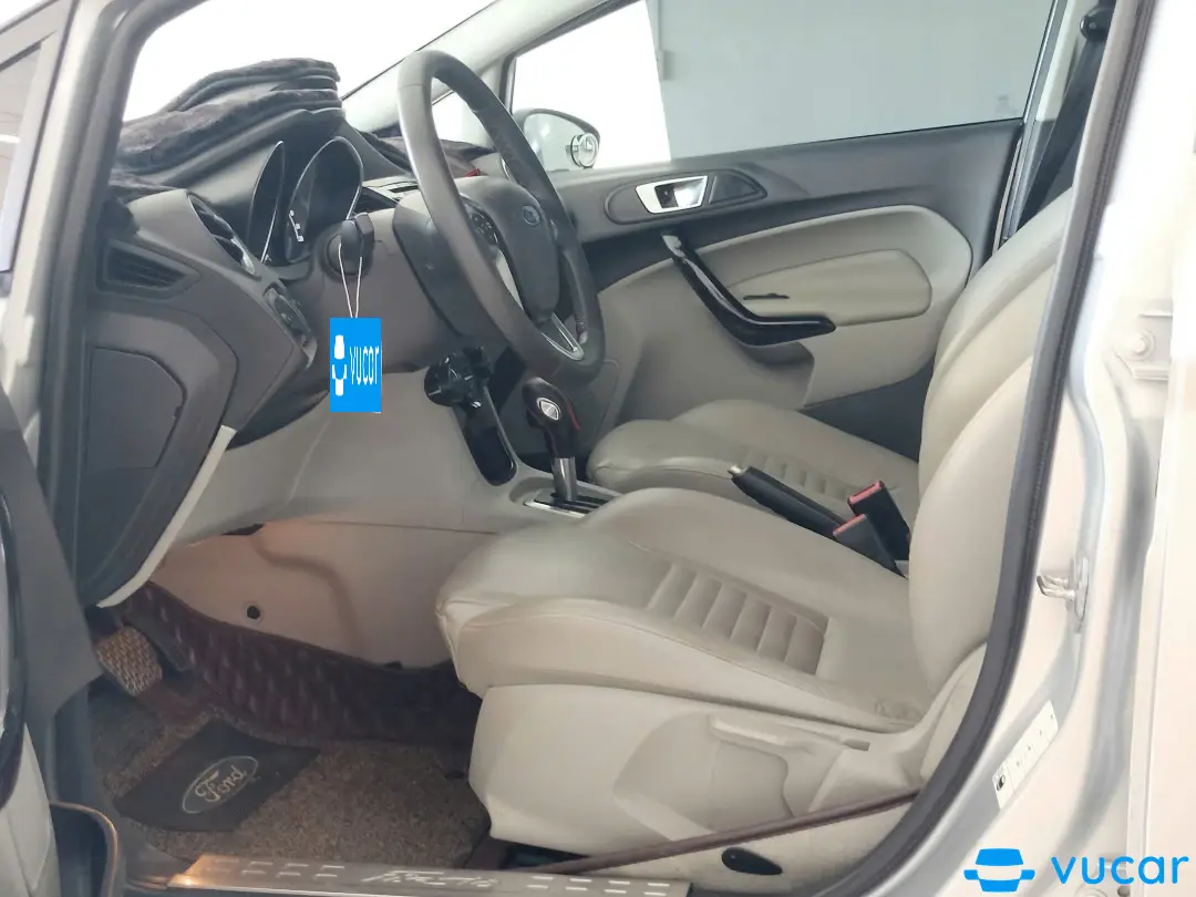 Ford Fiesta Titanium 1.5 AT 2016 - Nội thất 1