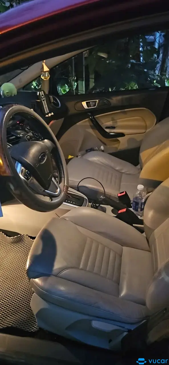 Ford Fiesta Titanium 1.5 AT 2014 - Nội thất 7