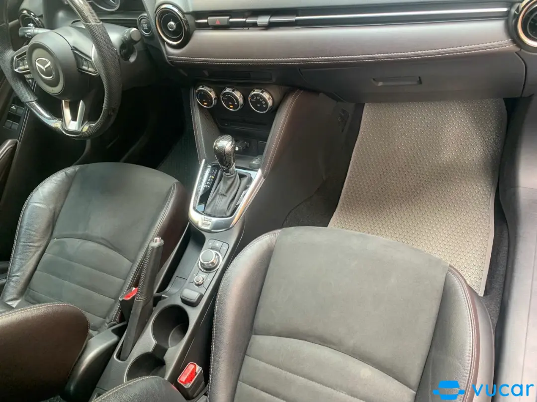 Mazda 2 Premium 2018 - Nội thất 7