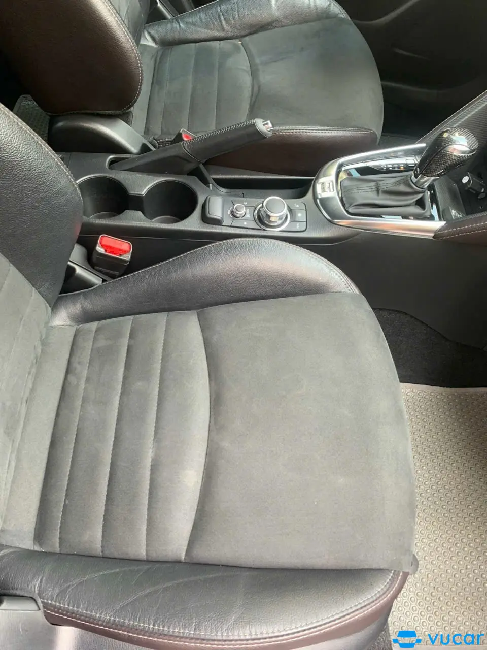 Mazda 2 Premium 2018 - Nội thất 3